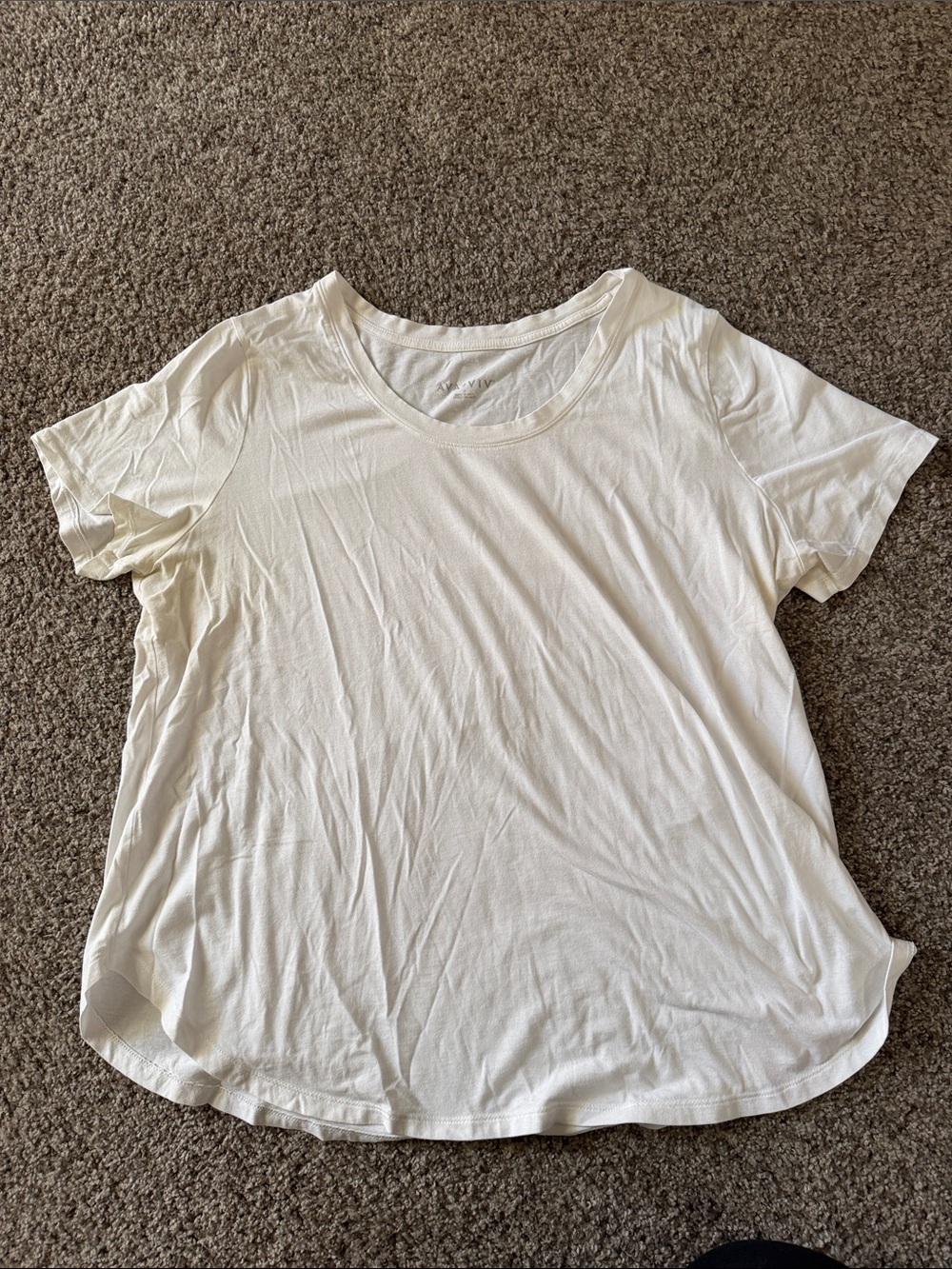 Ava & Viv White Scoop Neck Short-Sleeve Tee